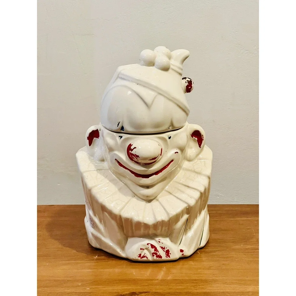 Vintage McCoy 1940s Clown Face Cookie Jar‎ 10